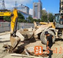 小穴流水一区高温下的坚守｜道路建设者用汗水铺就畅通路